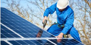 Installation Maintenance Panneaux Solaires Photovoltaïques à Case-Pilote